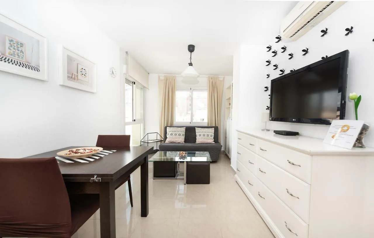 Apartament Wonderful Malagueta Pompidou Malaga