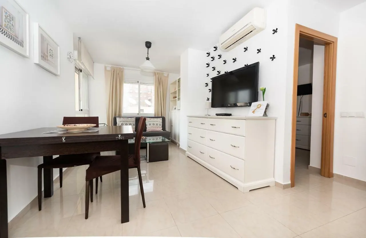 Apartament Wonderful Malagueta Pompidou Malaga